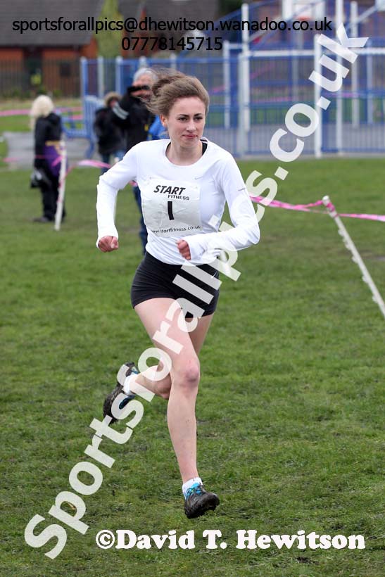 Intermediate girls 9. Photo: David T. Hewitson/Sports for All Pics
